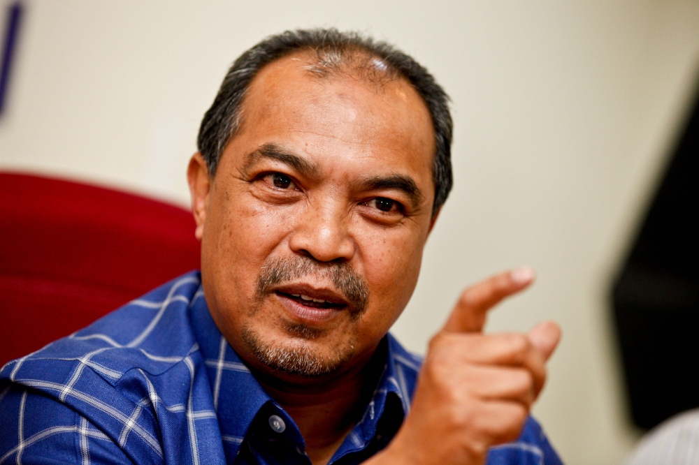 嘉米尔被反贪会扣留，协助调查朝圣局案。-SAYUTI ZAINUDIN摄-
