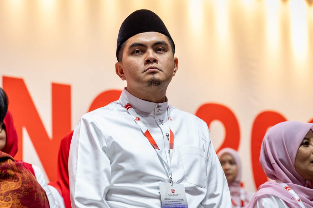 阿克玛强调，巫统与行动党本来就是竞争关系。-Firdaus Latif摄-