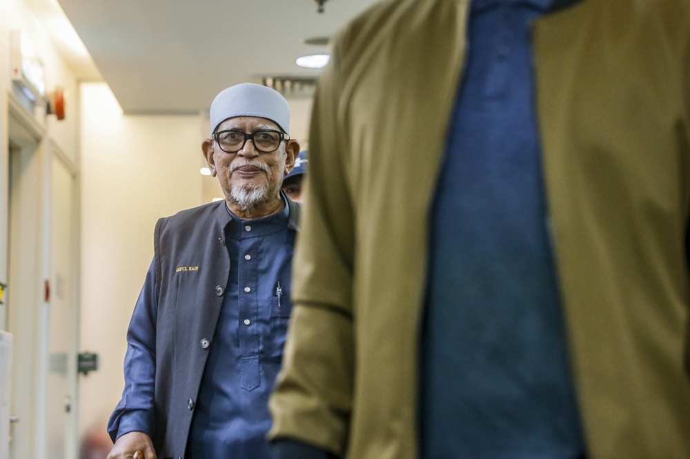 哈迪阿旺揭露美国献议协助伊党推翻国阵政府，引来警方的调查。-Hari Anggara摄-