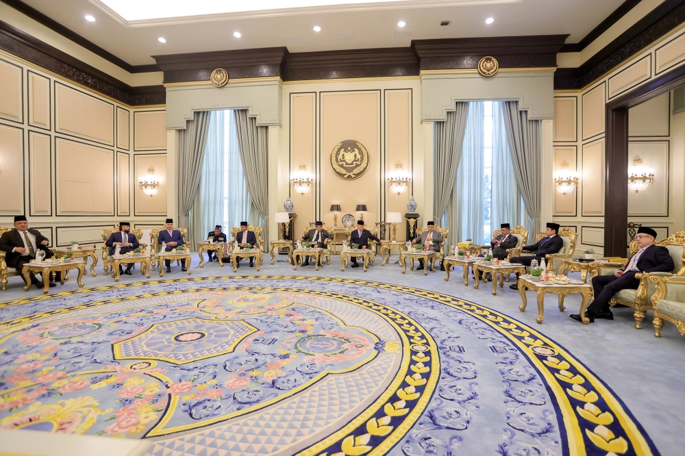 森美兰马来习俗律师阵线认为，马来统治者理事会可以针对森州王室习俗风波提供意见，这并不违反森州宪法。-马新社-