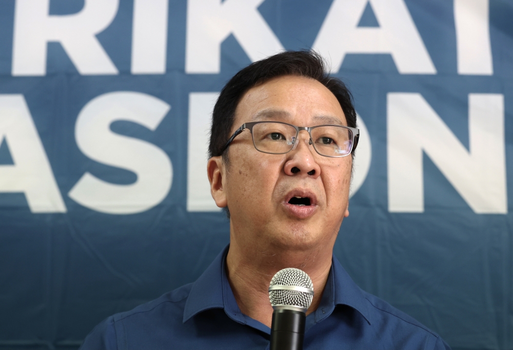 刘华才呼吁政府立即停止将执法机构政治化的行径，尊重民主选举与反对党的合法地位。-马新社-