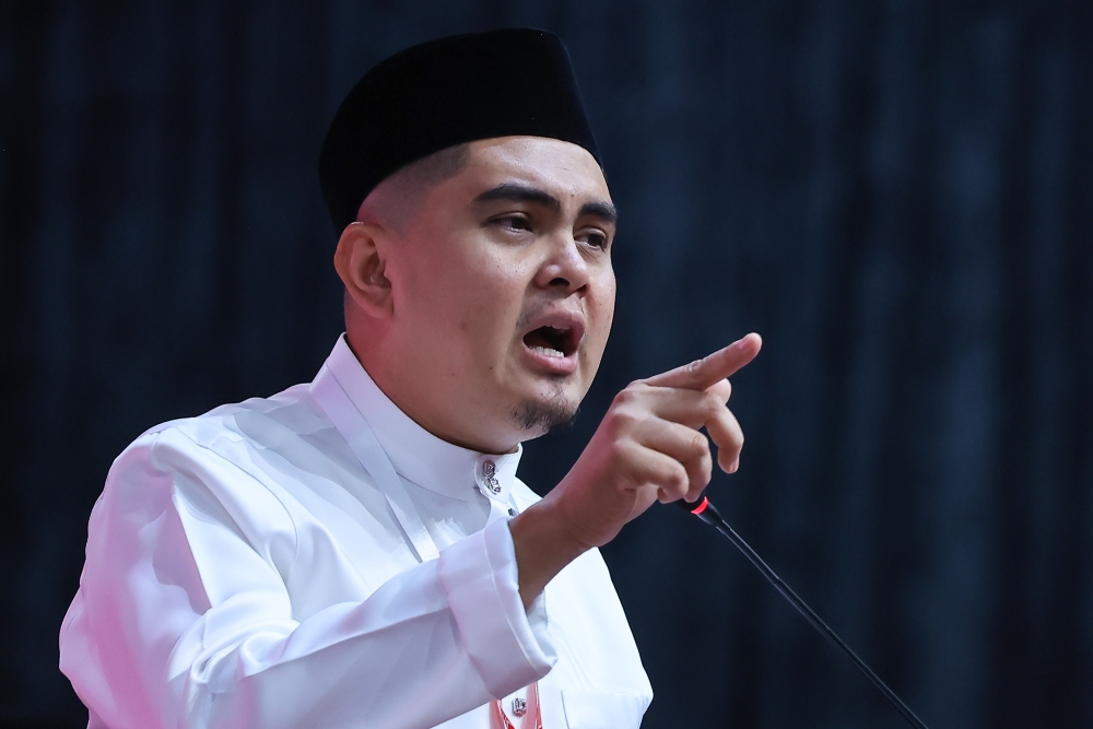 阿末扎希早前已宣布，让阿克玛在马六及州选守土万里茂。-Yusof Isa摄-