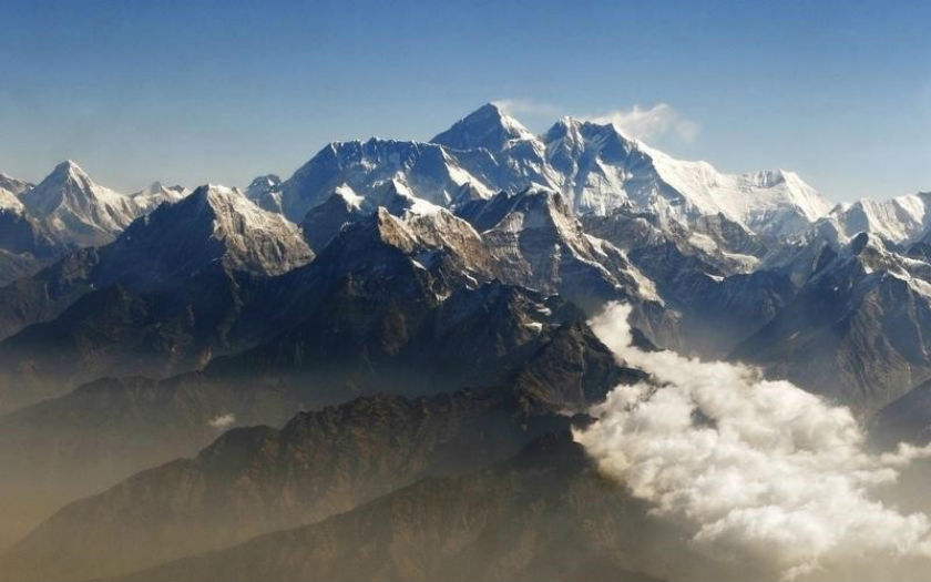 Mount Everest and other peaks of the Himalayan range are seen from air during a mountain flight from Kathmandu. u00e2u20acu201d Reuters pic