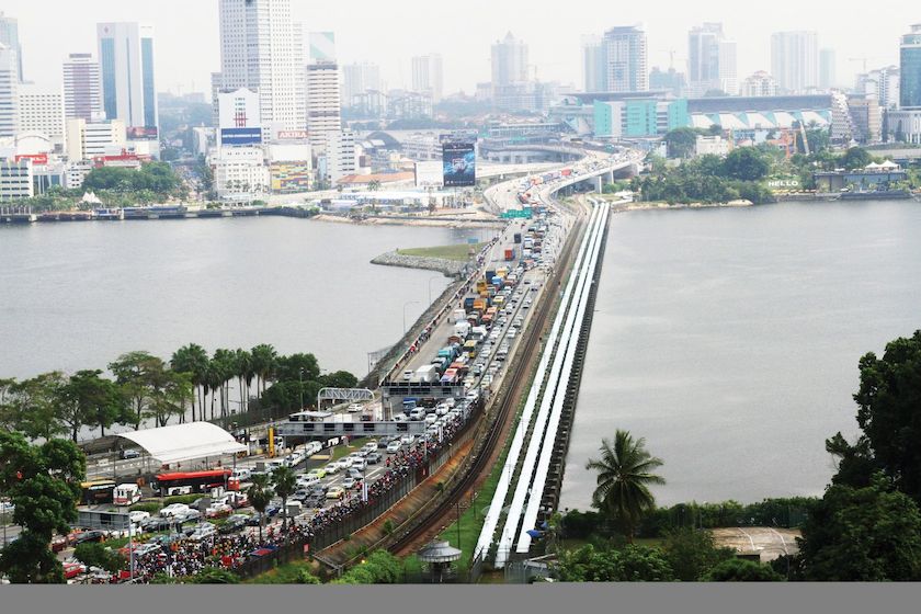 File photo of the Causeway between Malaysia and Singapore. u00e2u20acu201d Today file pic