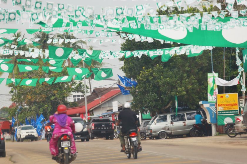 PAS flags are seen in Pengkalan Kubor, September 23, 2014. u00e2u20acu2022 Picture by Saw Siow Feng