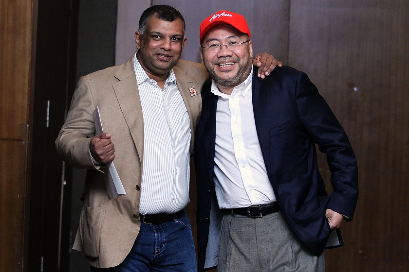 AirAsia group chief executive officer Tan Sri Tony Fernandes and Datuk Kamaruddin Meranun at a press conference at the KL Hilton in Kuala Lumpur, November 20, 2014. u00e2u20acu201d Picture by Yusof Mat Isa  