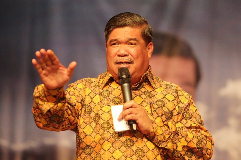Mat Sabu speaking during Parti Amanah Negarau00e2u20acu2122s fundraising dinner at Thean Hou Temple in Kuala Lumpur, Oct 7, 2015. u00e2u20acu201d Picture by Choo Choy May