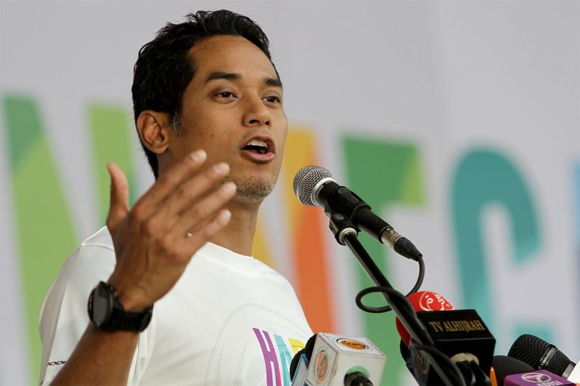 Youth & Sport Minister, Khairy Jamaluddin delivers his keynote address during the launch of National Sports Day in Universiti Teknologi Mara (UiTM) in Shah Alam 10, 2015. u00e2u20acu201d Picture by Yusof Mat Isa