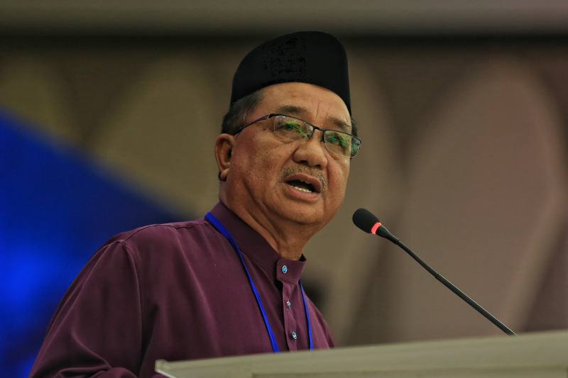 Sabah PKR chief Datuk Lajim Ukin speaking during the second day of the PKR Congress at Ideal Convention Centre (IDCC) Shah Alam, Nov 29, 2015. u00e2u20acu201d Picture by Saw Siow Feng