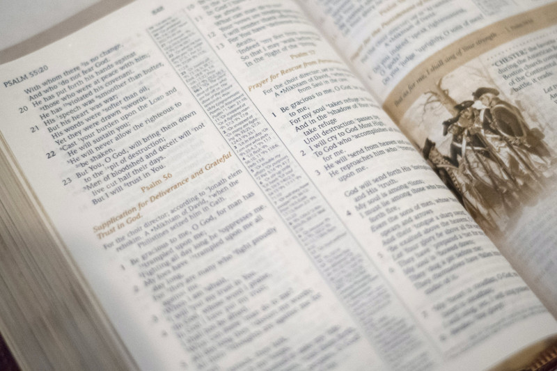 A copy of u00e2u20acu02dcThe Founders Bible,u00e2u20acu2122 which includes historical documents referencing the United State's religious history, sits for sale at the Freedom 2015 National Religious Liberties Conference in Des Moines, Iowa November 6, 2015. u00e2u20acu201d Reuters pic