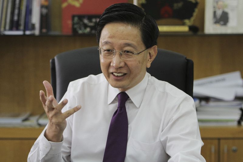 Datuk Teng Chang Khim speaks during an interview at his office in Shah Alam February 16, 2016. u00e2u20acu201d Picture by Yusof Mat Isa