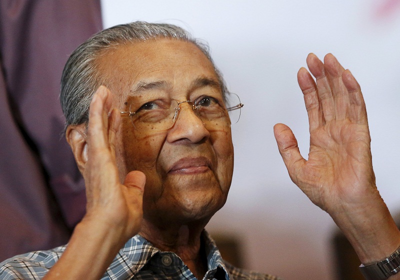 Former prime minister Tun Dr Mahathir Mohamad attends the Kongress Rakyat 2016 forum organised by the Save Malaysia movement in Shah Alam March 27, 2016. u00e2u20acu201d Reuters pic
