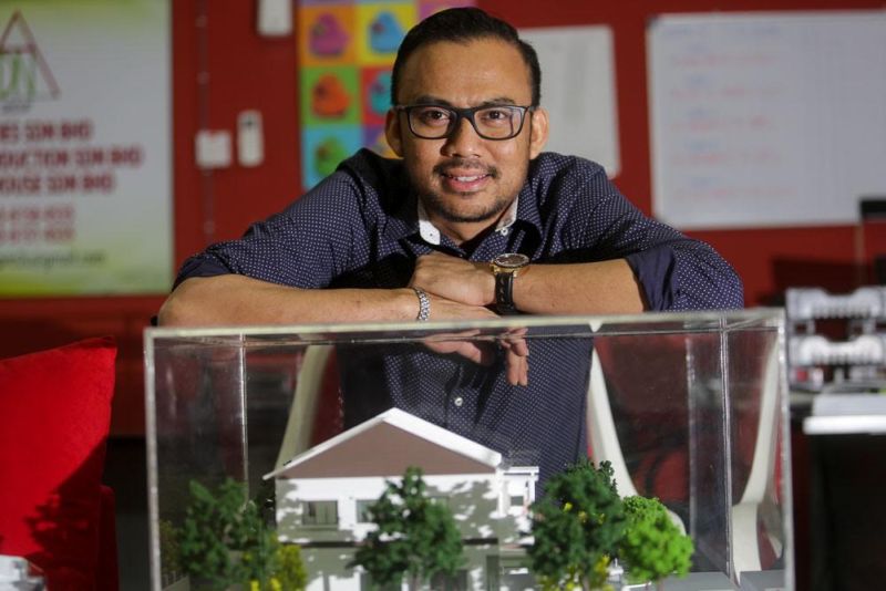Kini berusia 38 tahun, ahli perniagaan Datuk Seri Adnan Abu memasang impian ingin berkahwin empat sebelum usia 40 tahun. u00e2u20acu201d Foto oleh Choo Choy May   