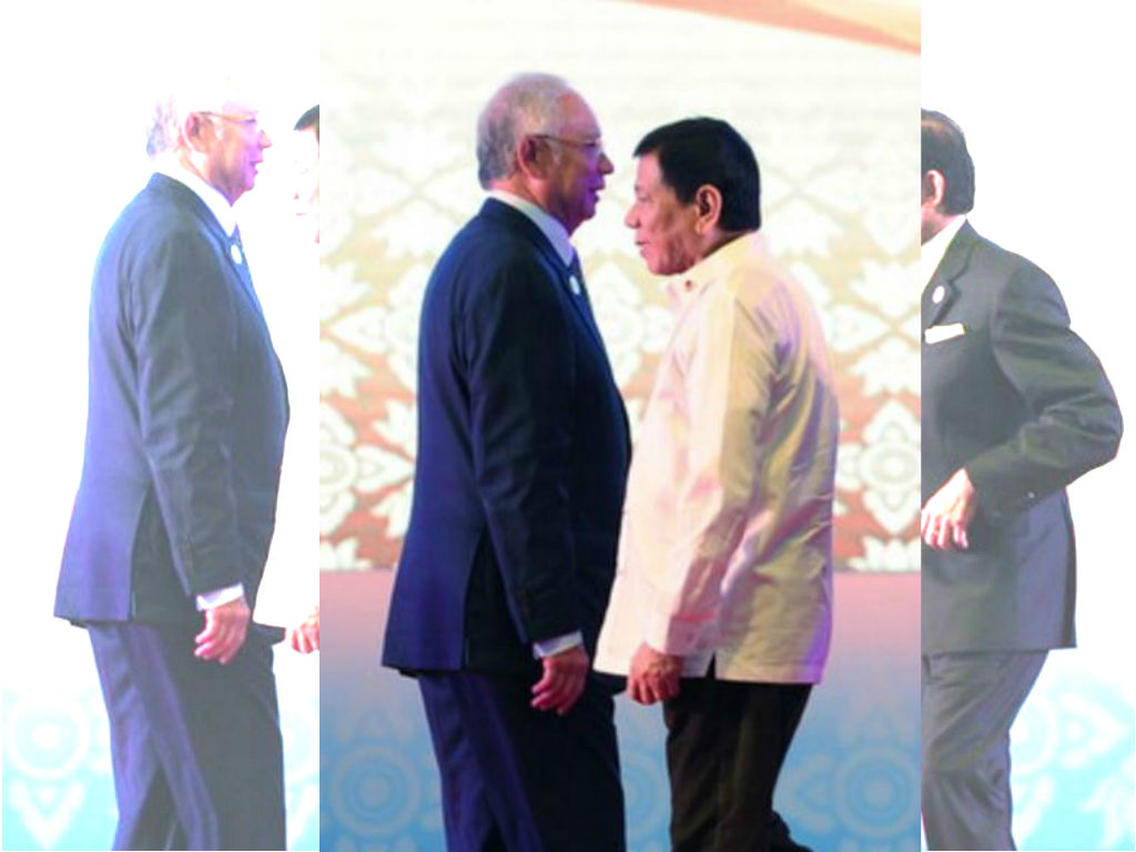 nVIENTIANE, 6 Sept -- Perdana Menteri Datuk Seri Najib Tun Razak (kiri) ketika perasmian Sidang Kemuncak ASEAN ke-28 dan ke-29 serta Sidang Kemuncak Berkaitan pada Selasa.u00e2u20acu00a8Turut hadir (dari kanan) Presiden Indonesia Joko Widodo, Sultan Brunei Sultan Has