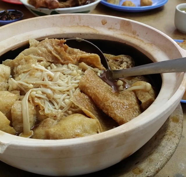 现在不用特意去到巴生也能吃到美味的肉骨茶了呢！图取自：opensnap