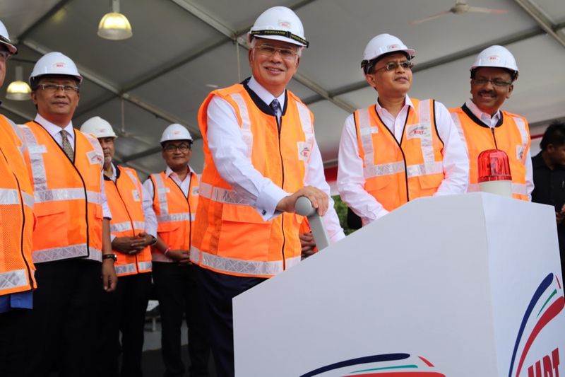 Prime Minister Datuk Seri Najib Razak (centre) at MRT line groundbreaking at the SSP Line worksite near Putrajaya Sentral, Putrajaya September 15, 2016. u00e2u20acu201d Picture by Choo Choy May