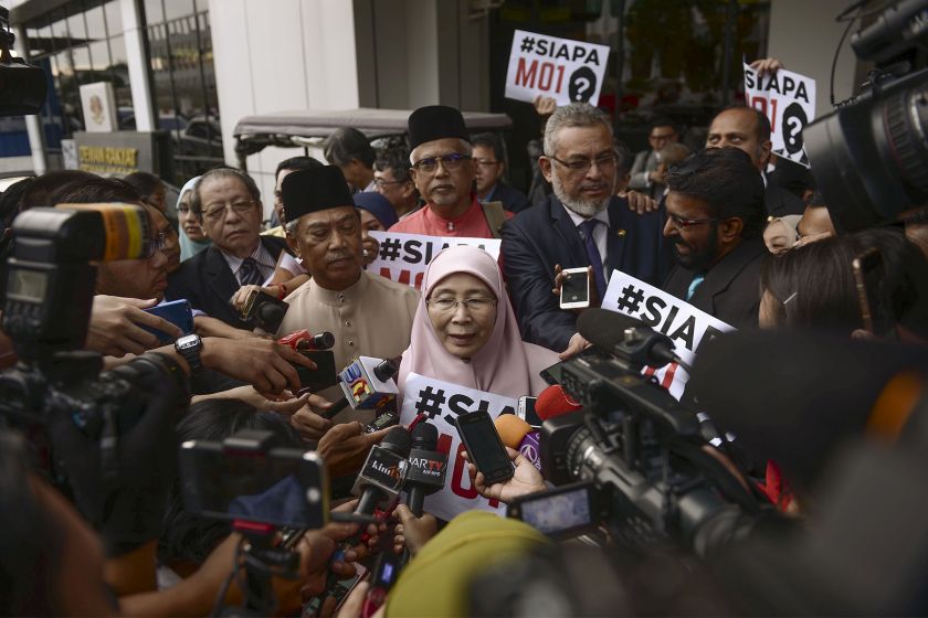 Datuk Seri Dr Wan Azizah Wan Ismail speaks to members of the press outside Parliament after walking out midway through Najib's tabling of Budget 2017. u00e2u20acu201d Picture by Yusof Mat Isa 