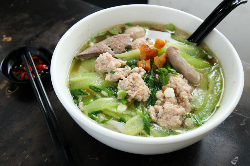 给自己一次机会吃苦瓜猪肉粉，说不定你真的会爱上~ 图取自：ilovemsiafood 