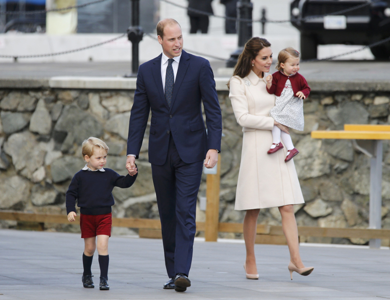 Britainu00e2u20acu2122s Prince William, Catherine, Duchess of Cambridge, Prince George and Princess Charlotte arrives to board a floatplane for their official departure from Canada in Victoria, British Columbia October 1, 2016. u00e2u20acu201d Reuters pic