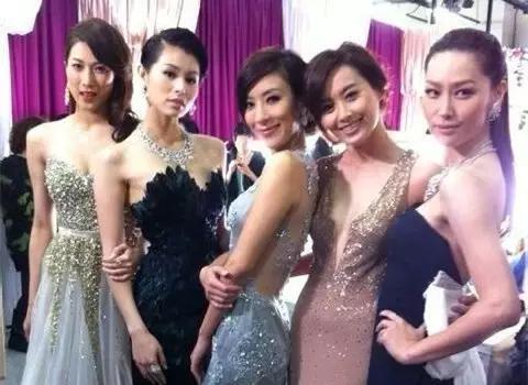 相信大家应该很想念当年五小花出演的港剧吧？