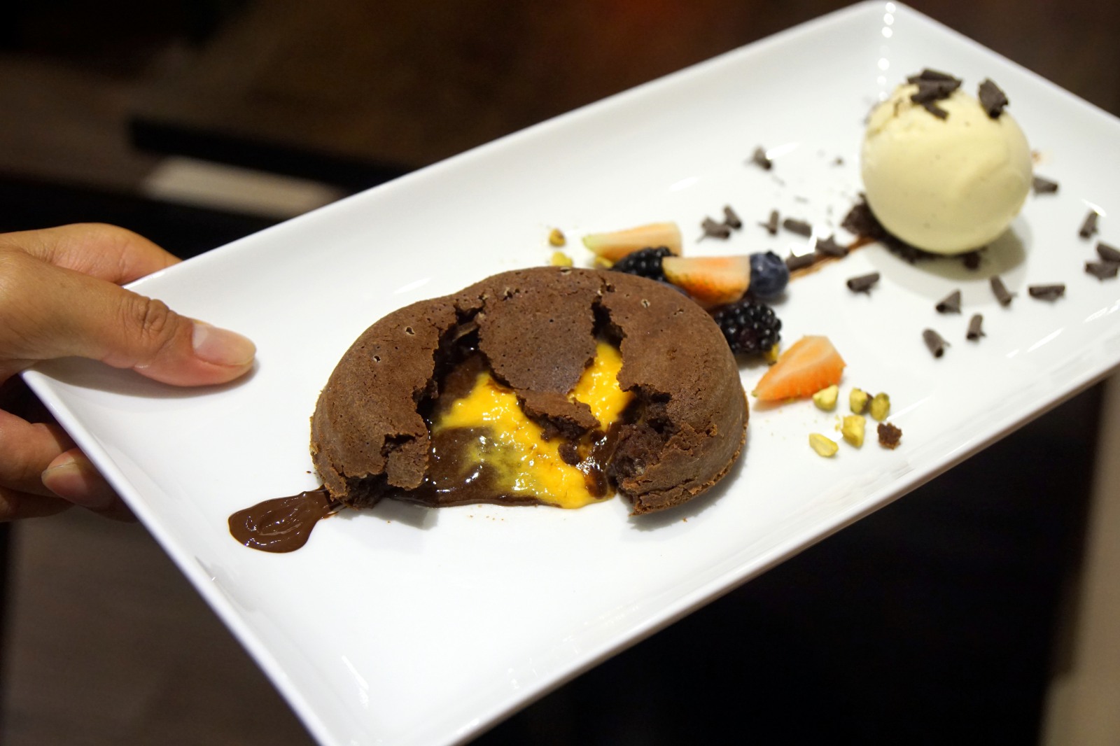 小编的心和它一起流出来了... 图取自:rebeccasaw