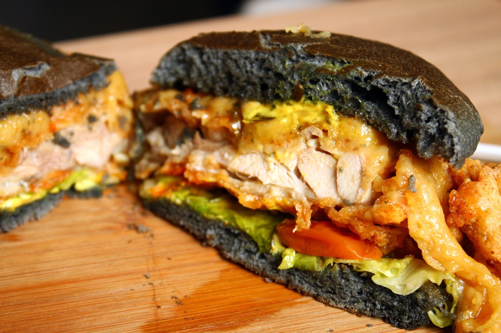 求求你，这个限量版汉堡可以退出久一点吗？图取自：findingfats 