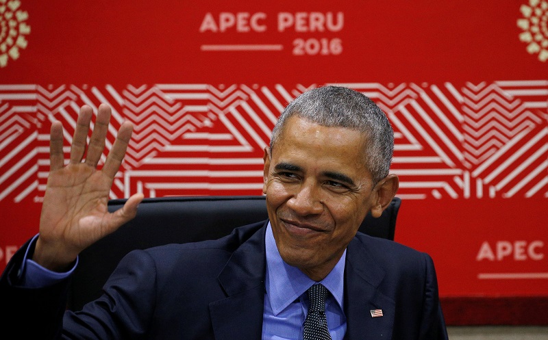 注意看出席APEC会议的奥巴马，是否和纳吉系了一样的领带？-路透社-