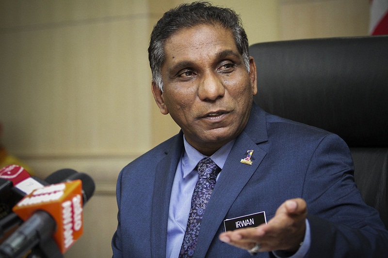 Treasury secretary-general Tan Sri Mohd Irwan Serigar Abdullah speaks during a press conference regarding 1Malaysia Peopleu00e2u20acu2122s Aid (BR1M) at his office in Putrajaya January 5, 2017. u00e2u20acu201d Picture by Yusof Mat Isa