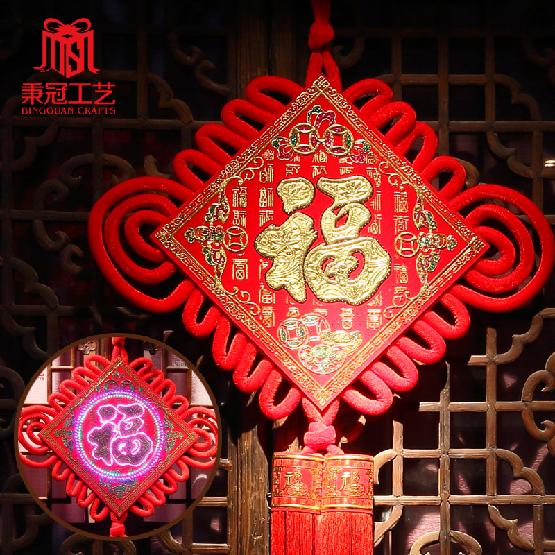 现在的中国结越来越有创意了~ 现在还推出会发光的呢！图取自：greenseawood 