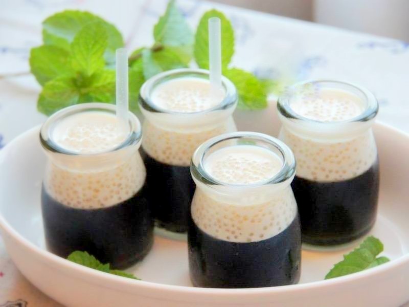 装进小玻璃罐子里,让客人容易喝又环保。图取自:xmfish、xinshipu