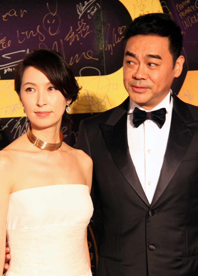 郭霭明与老公刘青云之前常会一起恩爱出席各大颁奖典礼。图取自:ntdtv