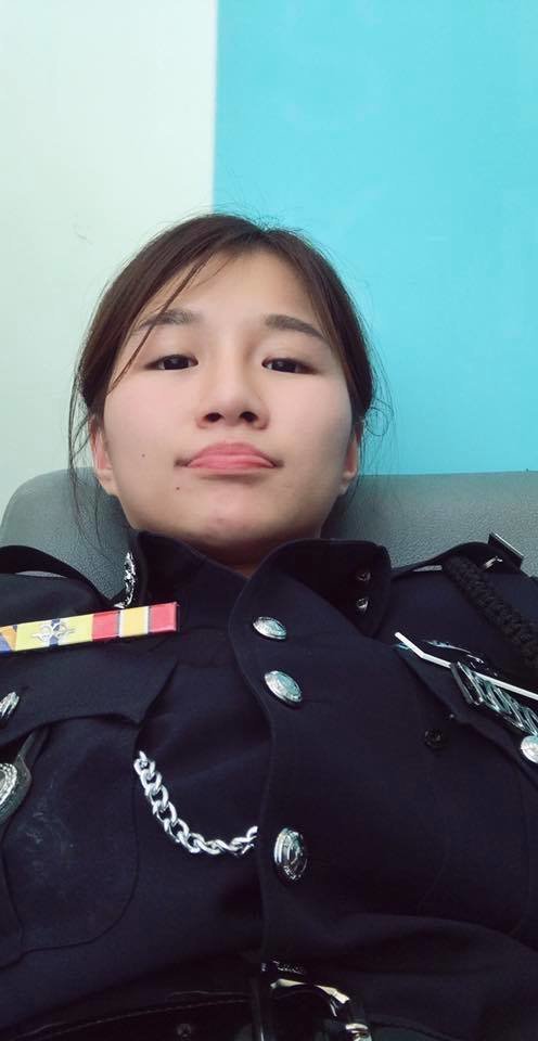 在她的脸书上，能够找到她许多工作时的自拍照哦！图取自：脸书 