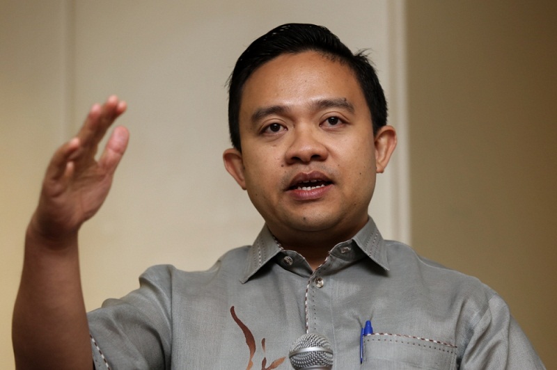 IDEAS CEO Wan Saiful Wan Jan speaks  at the IDEAS seminar in Kuala Lumpur March 24, 2017. u00e2u20acu2022 Picture by Saw Siow Feng