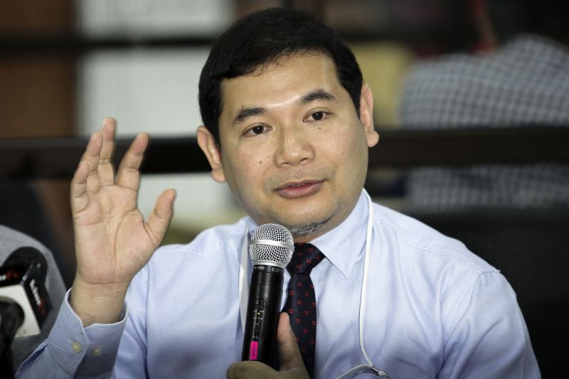 Rafizi Ramli speaks to members of the media during a press conference at the INVOKESpace in Kuala Lumpur March 23, 2017. u00e2u20acu2022 Picture by Yusof Mat Isa