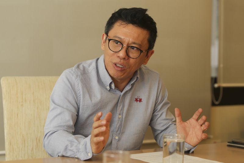 MCA central committee member Datuk Seri Ti Lian Ker speaks to Malay Mail Online in an interview in Kuala Lumpur on March 31, 2017. u00e2u20acu2022 Picture by Choo Choy May