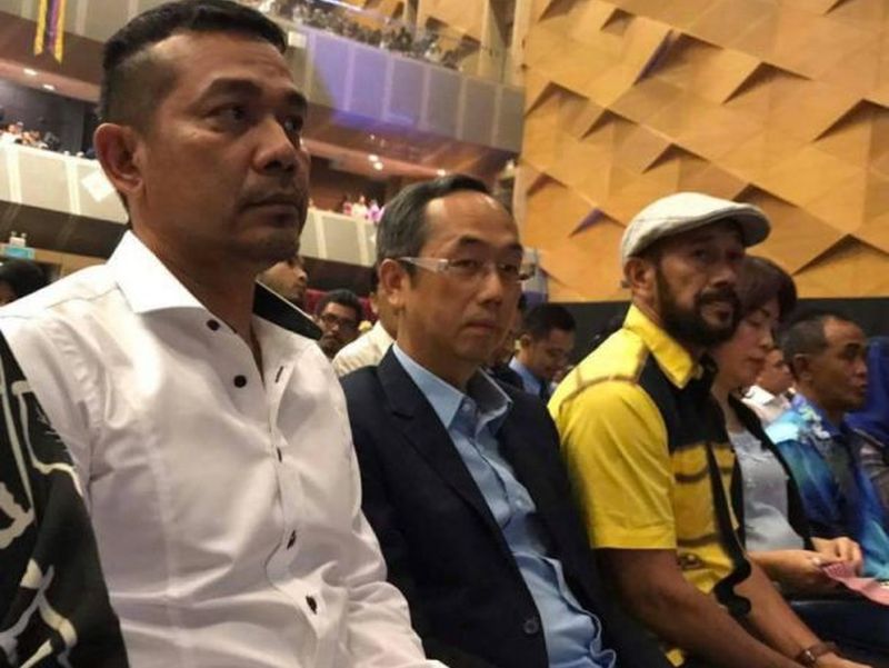 Mat Over, David Teo dan Rosyam Nor dilihat duduk sebaris dalam program TN50 malam ini. u00e2u20acu201d Foto ihsan Twitter/Ayathelme