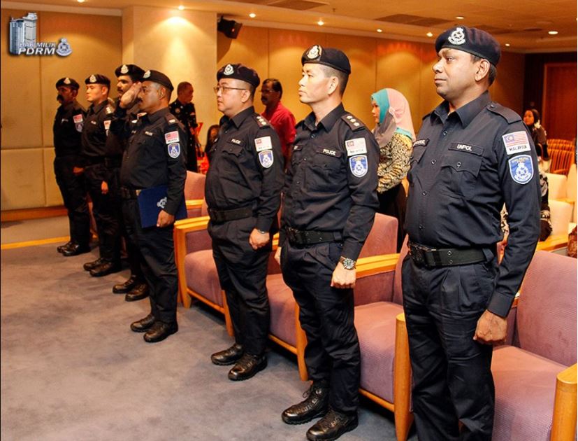 前往苏丹南部执行任务的7名警员，都是经过严格筛选。-图取自Polis Diraja Malaysia面子书-