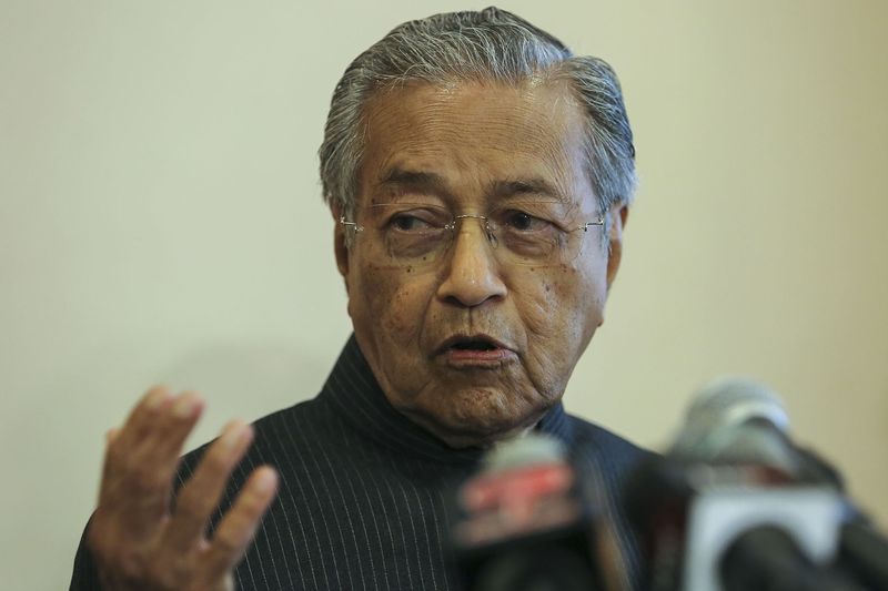 PPBM chairman Tun Dr Mahathir Mohamad speaking during a press conference at the Perdana Leadership Foundation in Putrajaya, July 18, 2017. u00e2u20acu201d Picture by Yusof Mat Isa