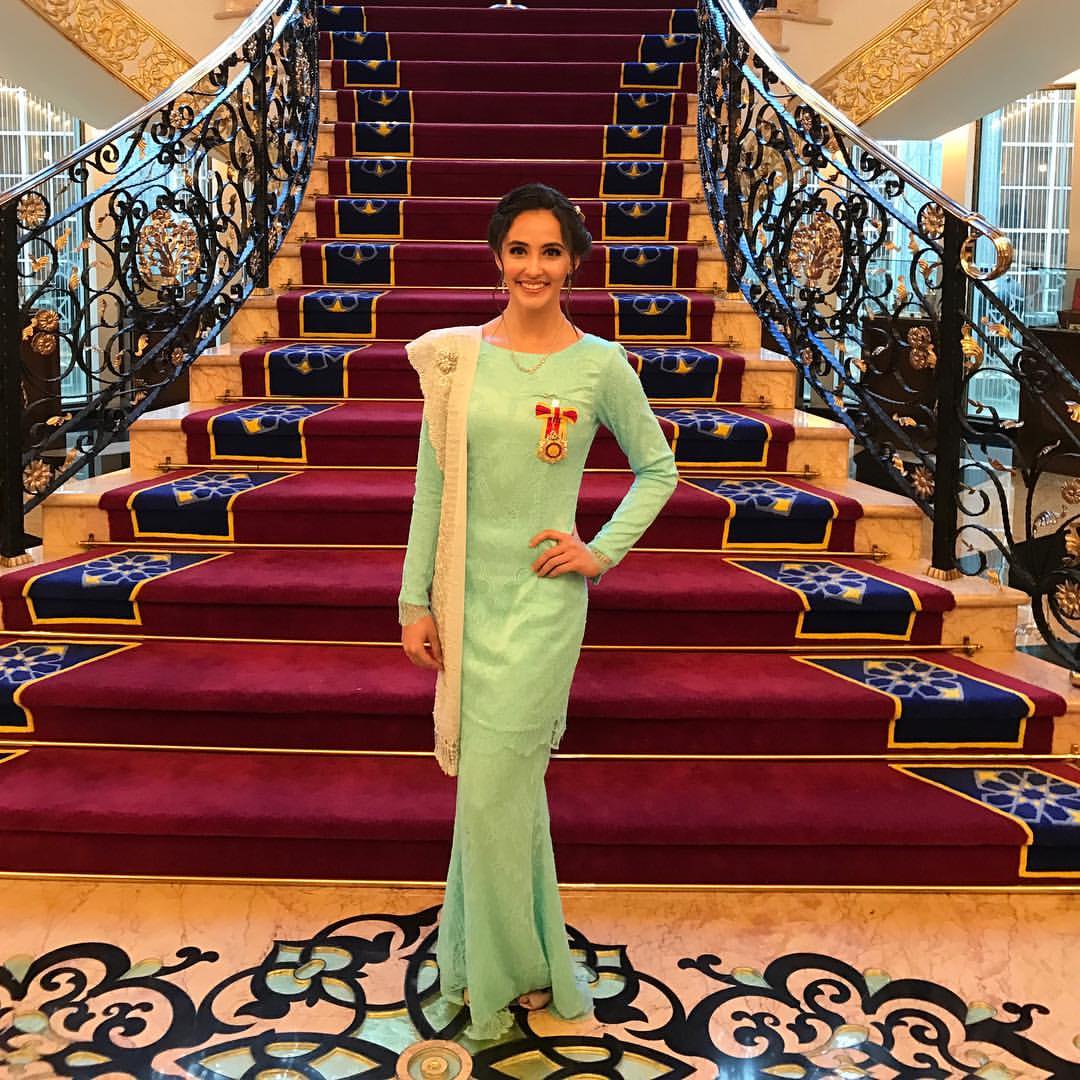 法拉安的美可以说是零角度了。-摘自法拉安Instagram-