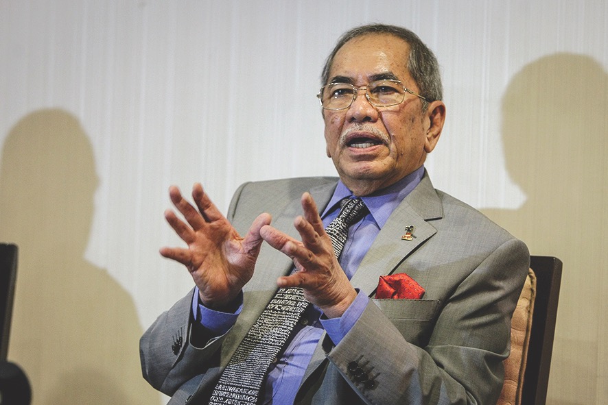 Natural Resources and Environment Minister Datuk Seri Wan Junaidi Tuanku Jaafar  describes the actions of those responsible for the Tanjung Bungah landslide as u00e2u20acu02dccriminal follyu00e2u20acu2122. u00e2u20acu201d Bernama pic