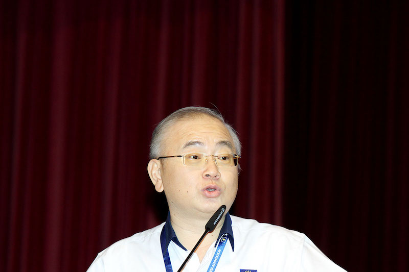 MCA deputy president Datuk Seri Wee Ka Siong attends the 64th MCA annual general assembly in Kuala Lumpur November 5, 2017. u00e2u20acu201d Picture by Miera Zulyana