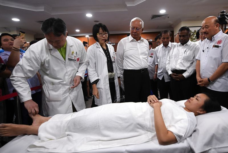 Prime Minister Datuk Seri Najib Razak visiting Tung Shin Hospital in Kuala Lumpur, November 16, 2017. u00e2u20acu201d Bernama pic