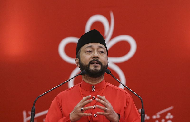 Datuk Seri Mukhriz Mahathir delivering his speech during Parti Pribumi Bersatu Malaysiau00e2u20acu2122s first Annual General Assembly at Ideal Convention Centre, Shah Alam on December 30, 2017. u00e2u20acu201d Picture by Azneal Ishak