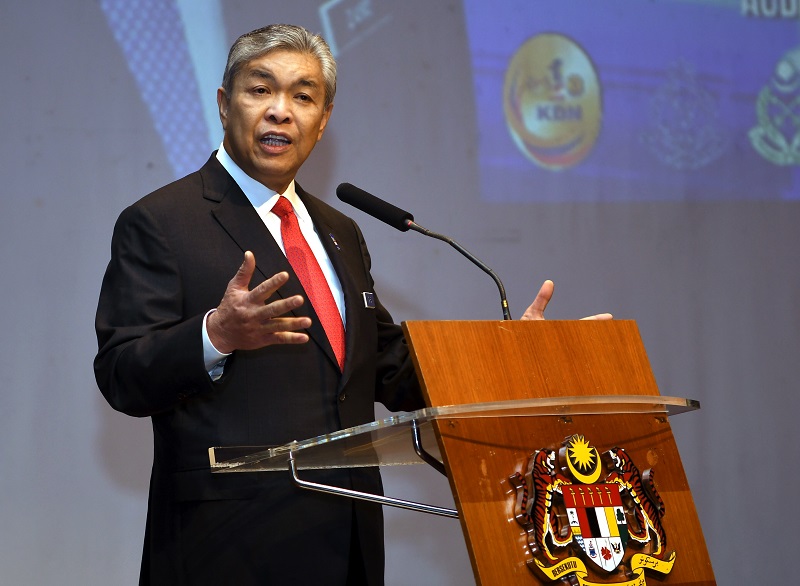 Deputy Prime Minister Datuk Seri Ahmad Zahid Hamidi speaks during the monthly assembly of the Home Ministry in Putrajaya December 19, 2017. u00e2u20acu201d Bernama pic