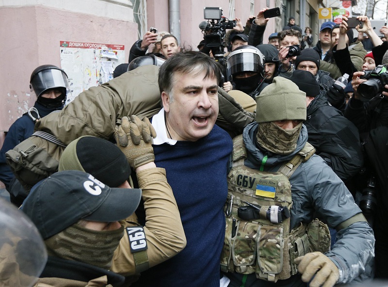 Georgian former President Mikheil Saakashvili is detained by officers of the Security Service of Ukraine, conducting a search of his apartment, in Kiev, Ukraine December 5, 2017. u00e2u20acu201d Reuters pic