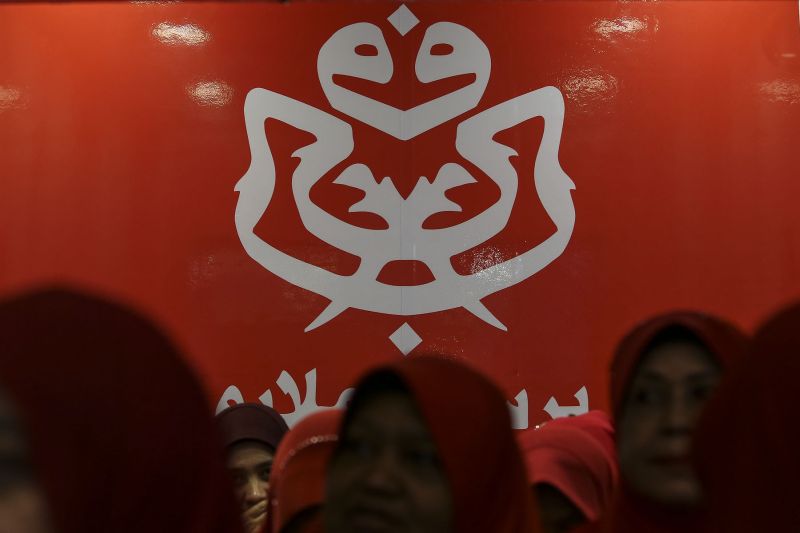 The Umno logo is seen at the Putra World Trade Centre (PWTC) during the Umno General Assembly in Kuala Lumpur December 6, 2017. u00e2u20acu2022 Picture by Yusof Mat Isa