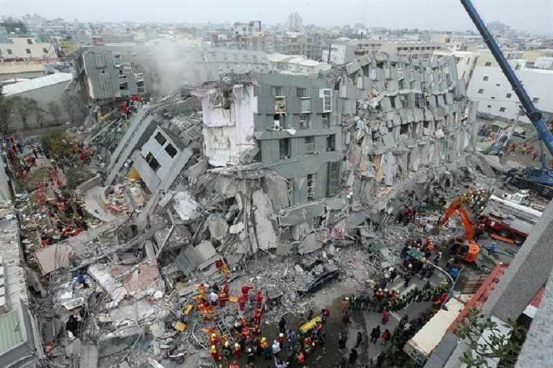 2016年2月6日,台南维冠金龙大楼倒塌,造成115人死亡。-图取自中时电子报-