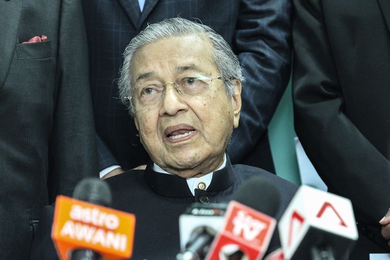 Tun Dr Mahathir Mohamad speaks during a press conference after the PH presidential council meeting today, March 20, 2018. u00e2u20acu2022 Picture by Miera Zulyana