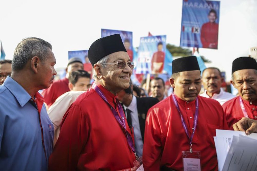 Tun Dr Mahathir arrives at the Pekan Kuah nomination centre to submit his nomination papers, April 28, 2018. u00e2u20acu2022 Picture by Azneal Ishak