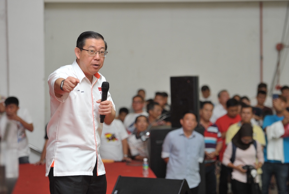 Lim Guan Eng speaking to the crowd at the ceramah in Bukit Mertajam May 6, 2018. u00e2u20acu201d Picture by KE Ooi